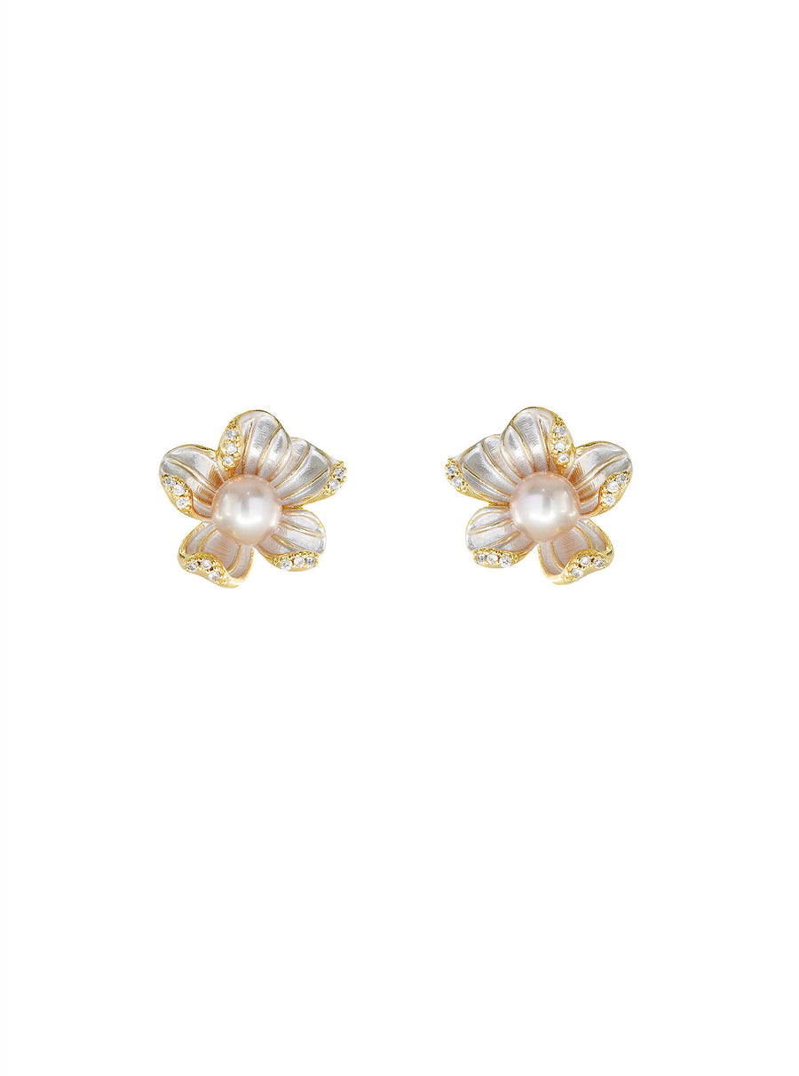 ALYSSA PEARL STUD EARRINGS