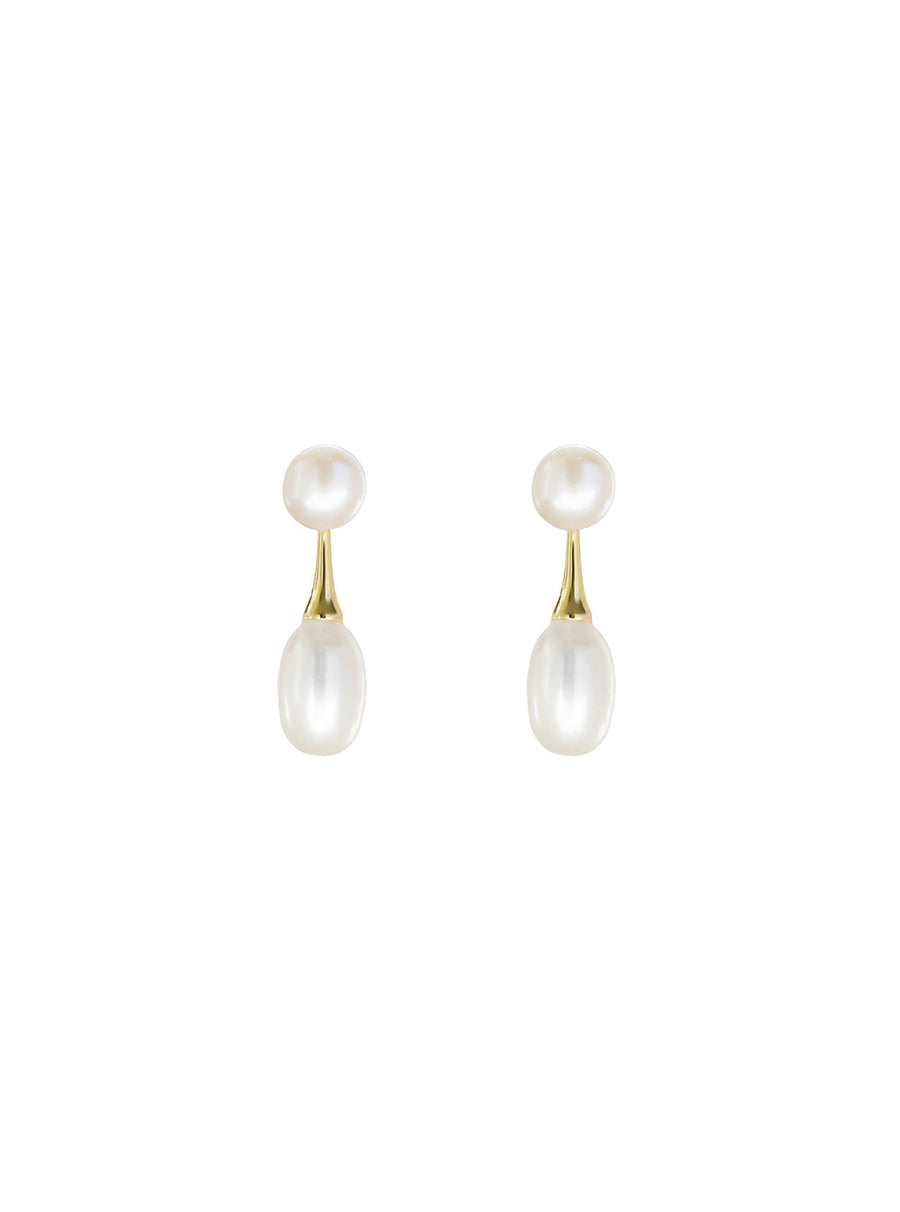 Pearl drop earrings for bridesmaids and wedding styling