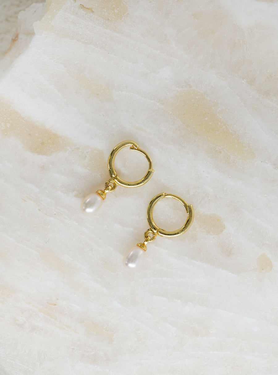 CECILY PEARL DROP EARRINGS